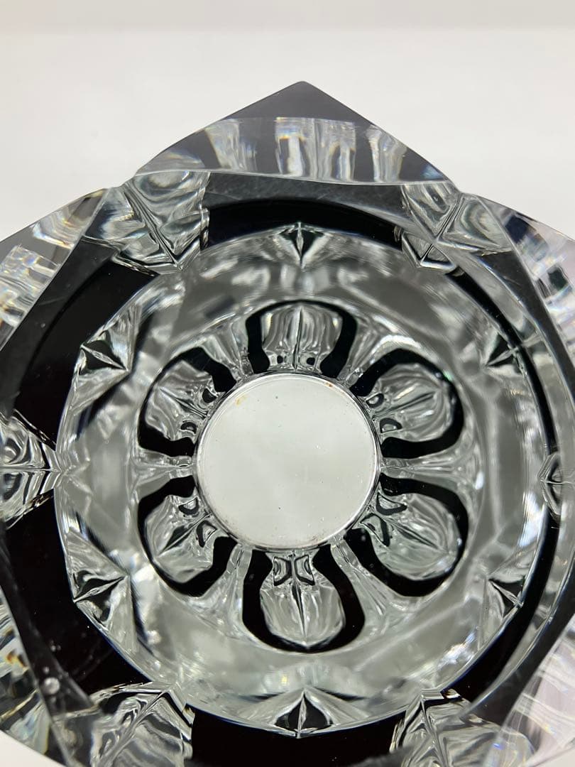 サン-ルイ　SAI NT-LOUIS花瓶