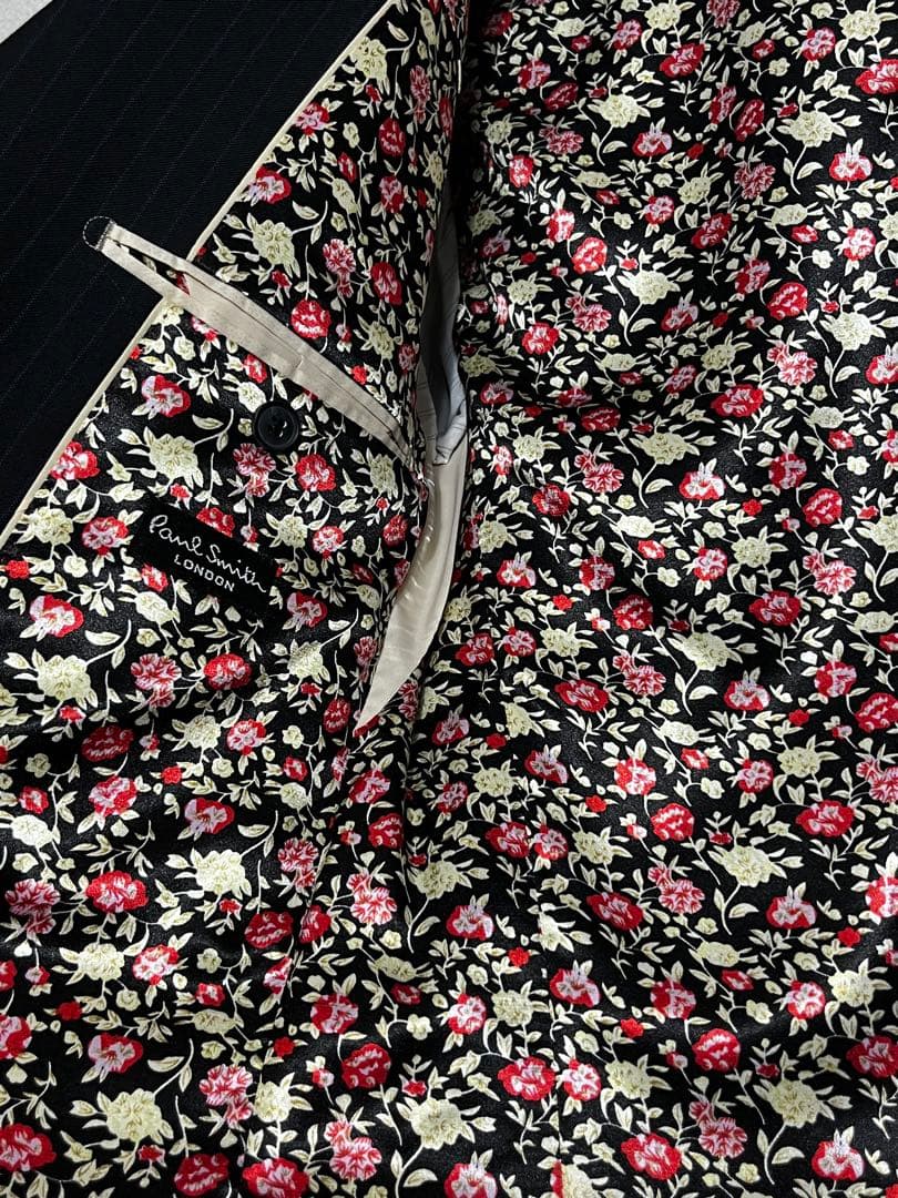 Paul Smithストライプ柄黒スーツ ポールスミス