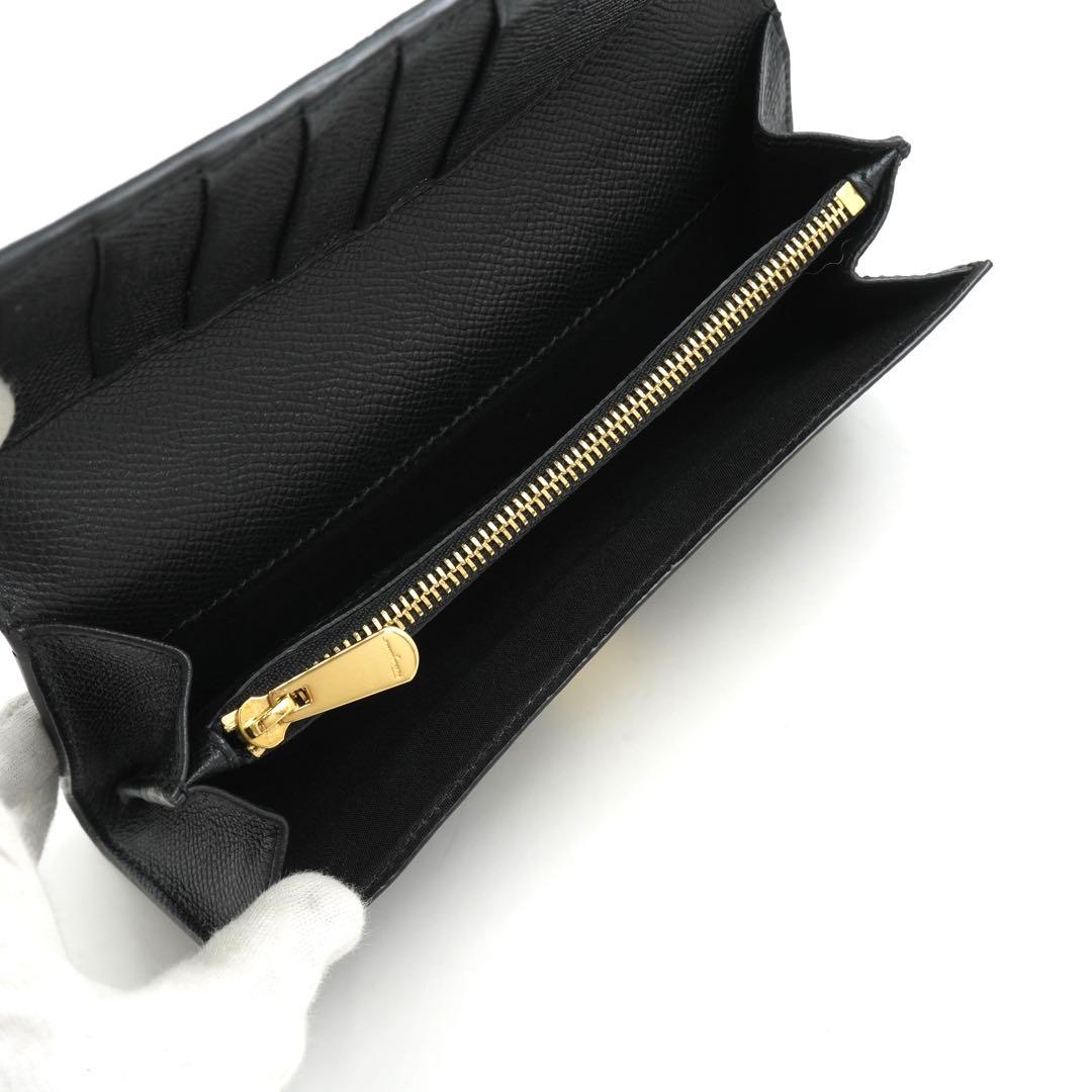 ✨新品未使用✨　Salvatore Ferragamo 長財布　ヴァラリボン