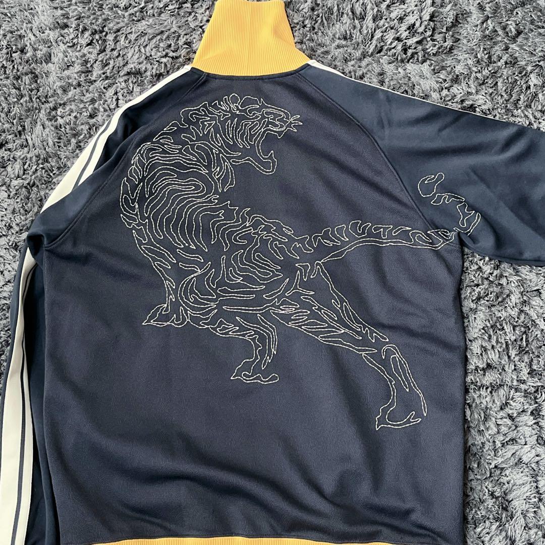 人気デザイン！オニツカタイガー 刺繍 見返り虎 サイドライン ジャージ ジップ
