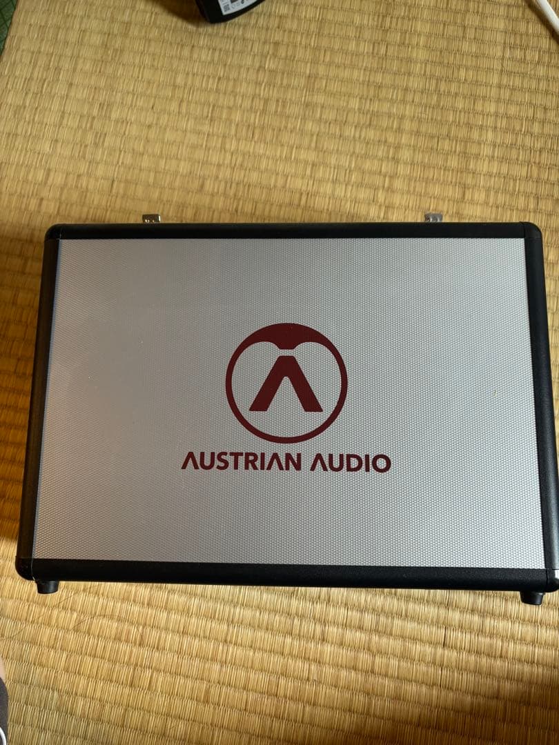 Austrian Audio OC18（コンデンサーマイク）