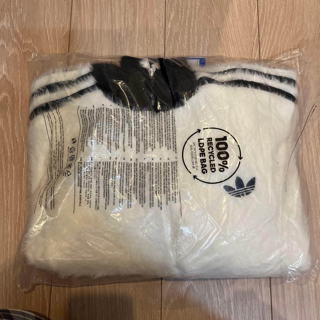 ピ*ズ様 adidas アディダス　フェイクモヘヤ クラシック トラック トップ