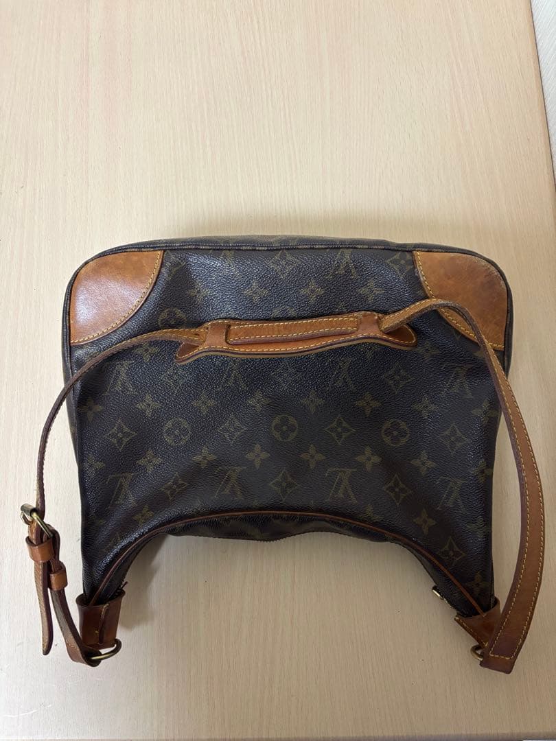 ルイヴィトン ブローニュショルダーバッグ