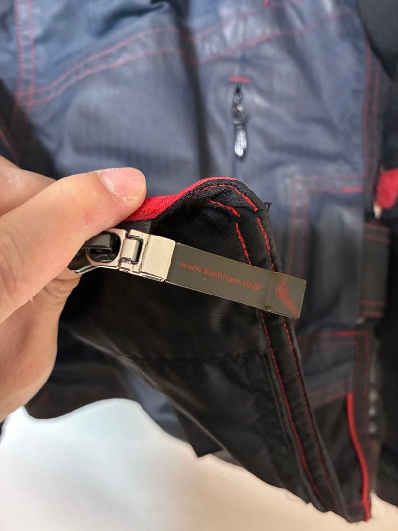 クシタニ　アロフトフードジャケット　Mサイズ