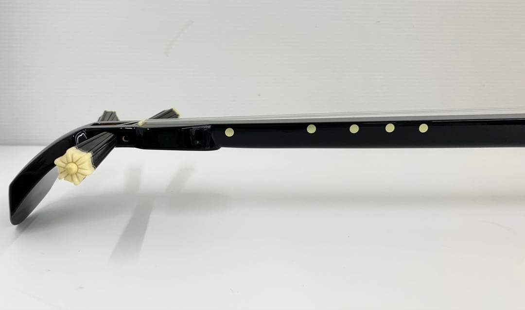 ジ*ン様 美品 沖縄三線 蛇皮 人口皮 入門 初心者用 ケース バチ付き