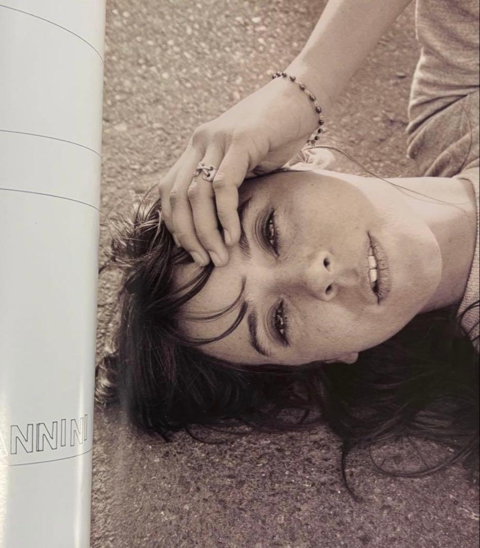 アート・デザイン・音楽 THE International magazine #3 Kim Gordon