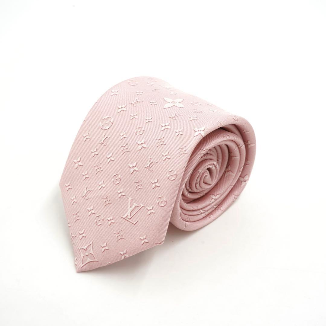 ✨新品未使用✨　LOUIS VUITTON ネクタイ モノグラム　総柄　ピンク