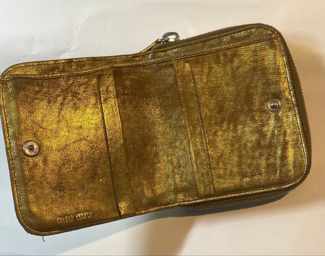 【お買得最終プライス!!】MIUMIU ゴールドパッチワーク二つ折り財布