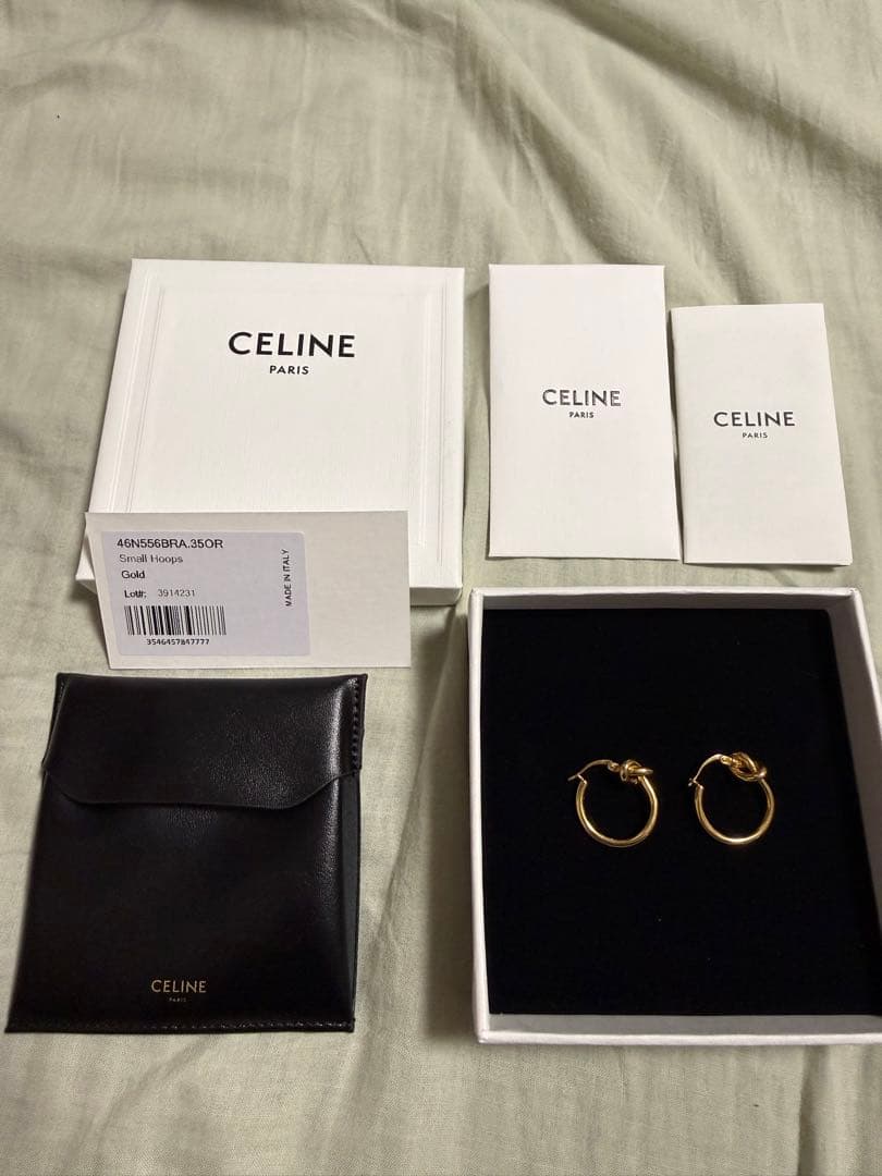 CELINE ゴールドピアス