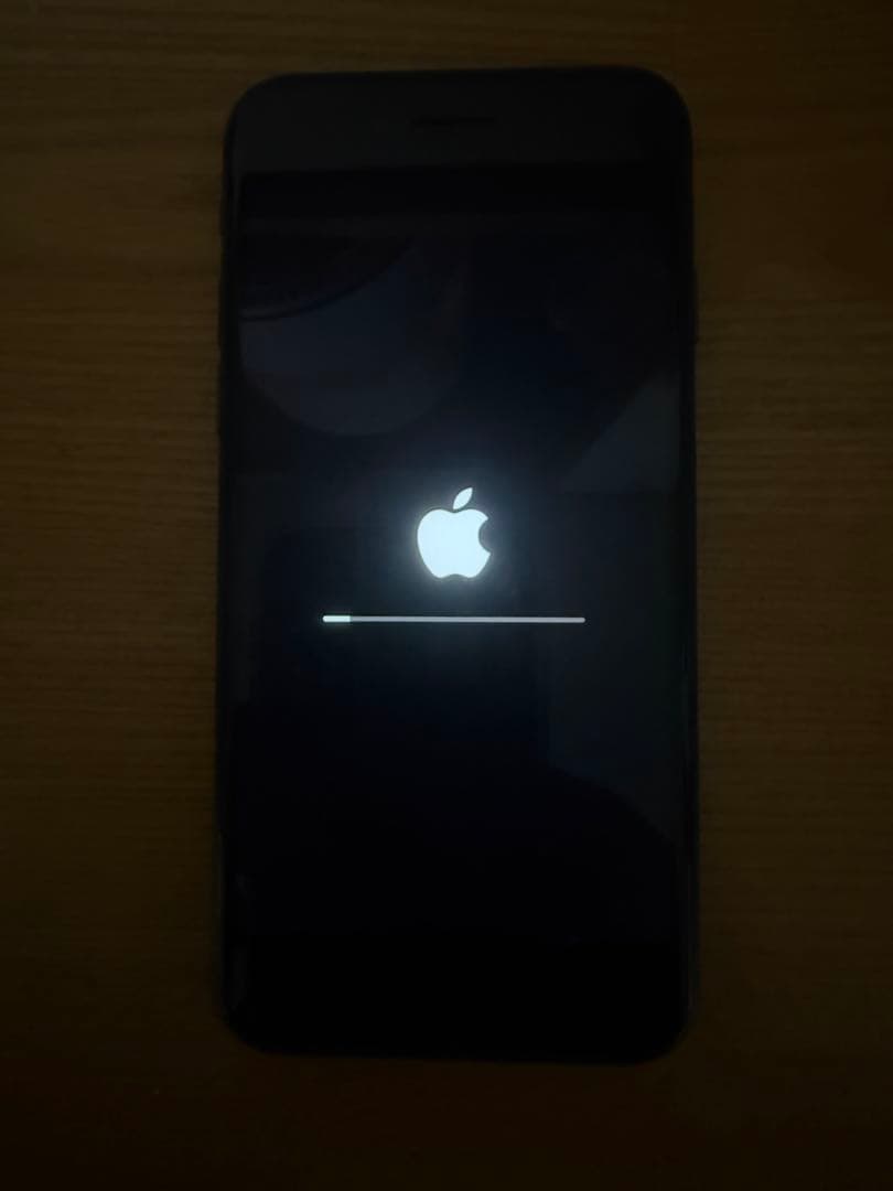 Apple iPhone 8 ブラック　（箱あり）