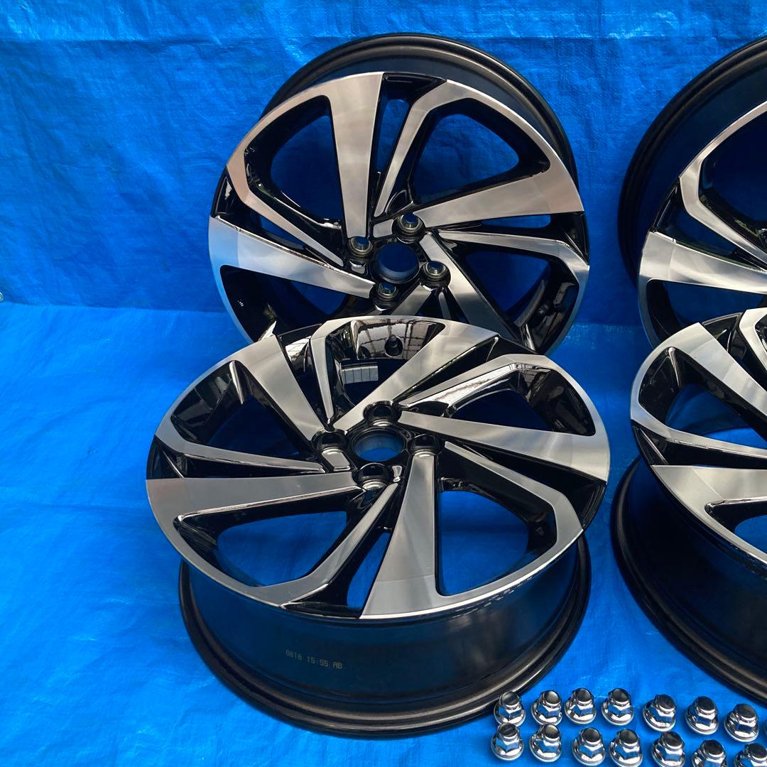 トヨタ　ライズ純正アルミホイール １７-６J 新車外し