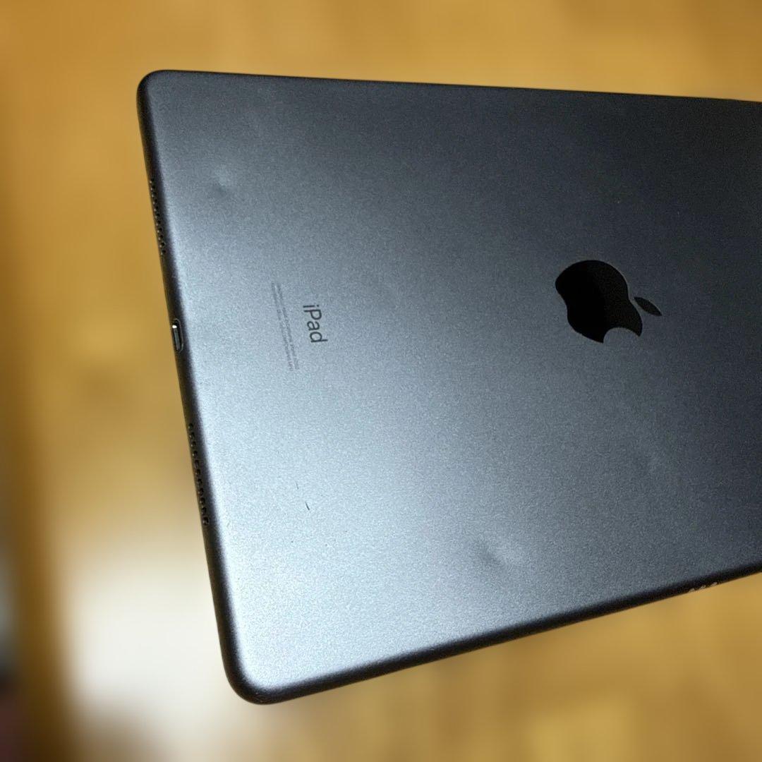 t*t様 iPad Air 第３世代 Wi-Fiモデル スペースグレー