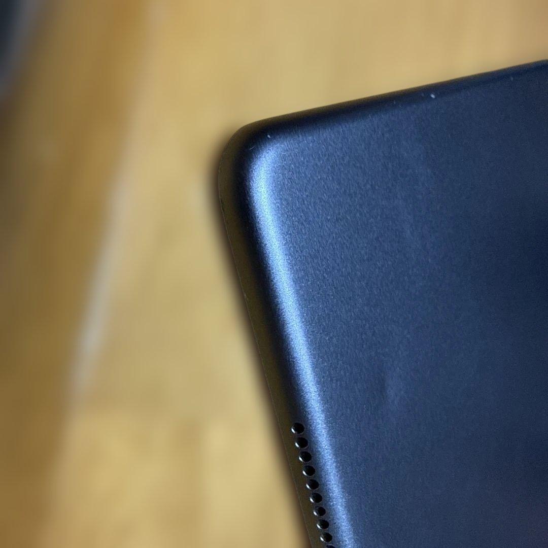 t*t様 iPad Air 第３世代 Wi-Fiモデル スペースグレー