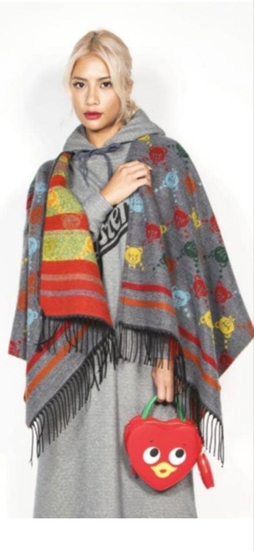 【ヒステリックグラマー】クマ模様フリンジ付きポンチョストール