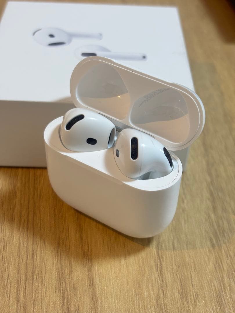 AirPods第4世代 アクティブノイズキャンセリング搭載モデルMXP93J/A