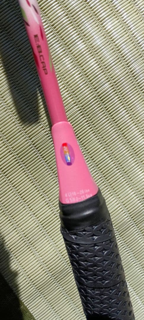 ヨネックス　ナノフレア70　4U5