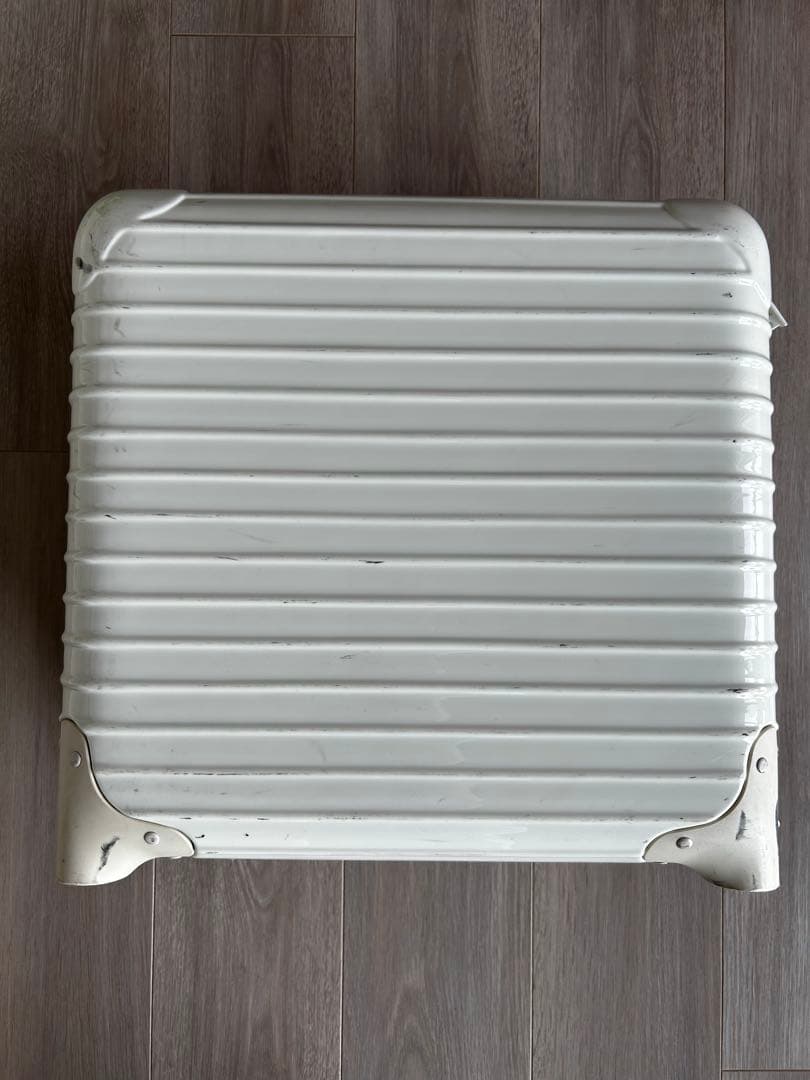 ※ひろさま専用※リモワ×アローズ　サルサエクリュ スーツケース