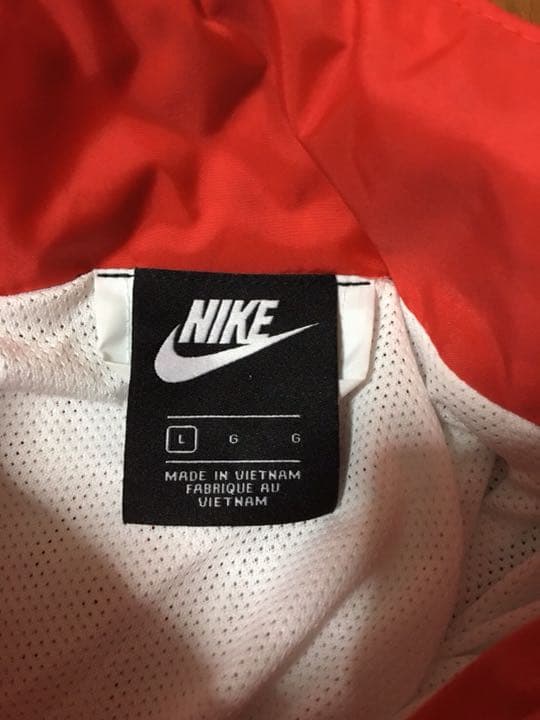 ナイキ  メンズ  ウインドブレイカー