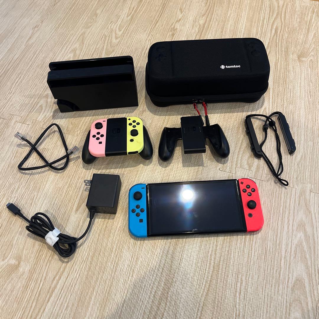 Nintendo Switch 本体 tomtocキャリングケースセット