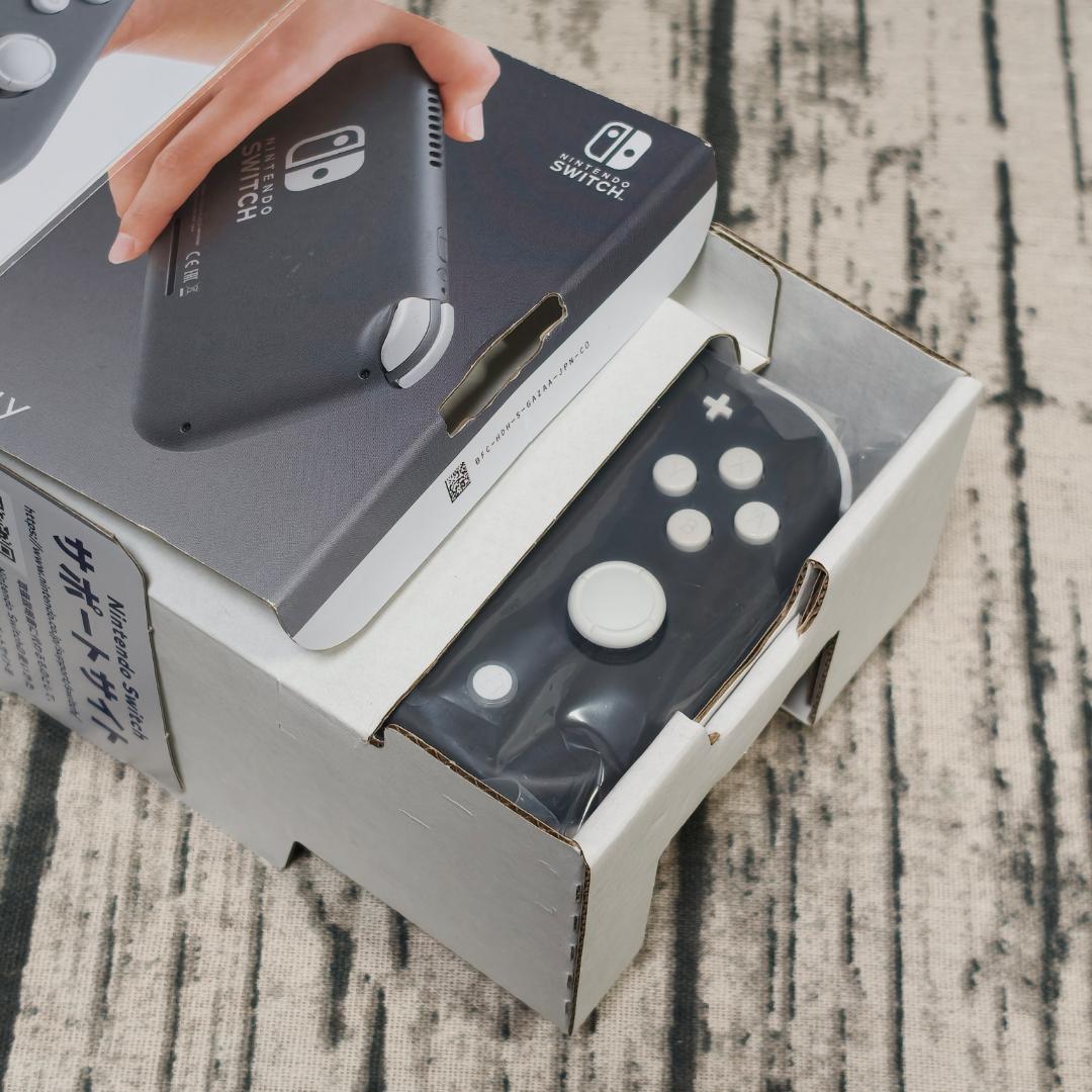 中古◆任天堂◆Nintendo Switch Lite グレー SDカード付き！
