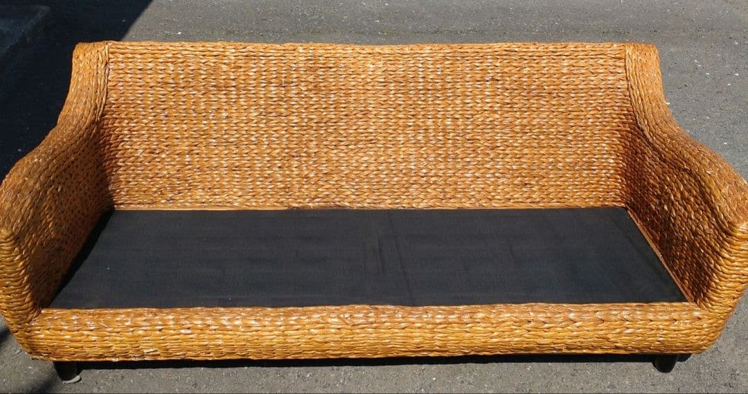 2〜3人掛けソファ ブラウンクッション　リゾート　バリ風　ウォーターヒヤシンス