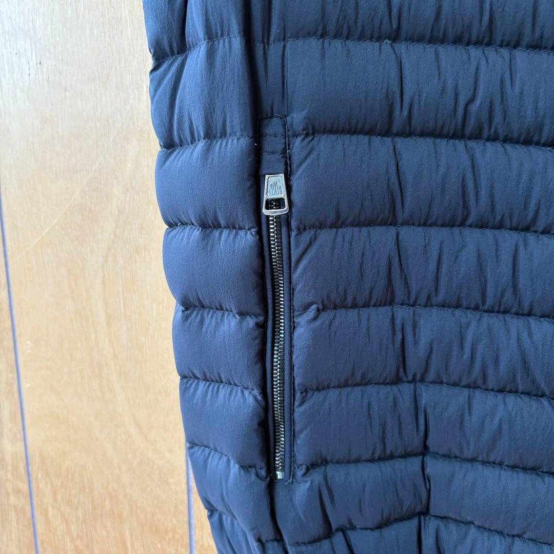 【美品】MONCLER モンクレール ニット切替ダウンジップアップベスト
