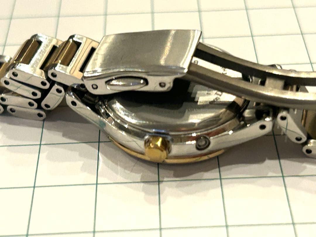 CITIZEN XC クォーツ腕時計 ゴールドレディース エコ・ドライブ電波時計