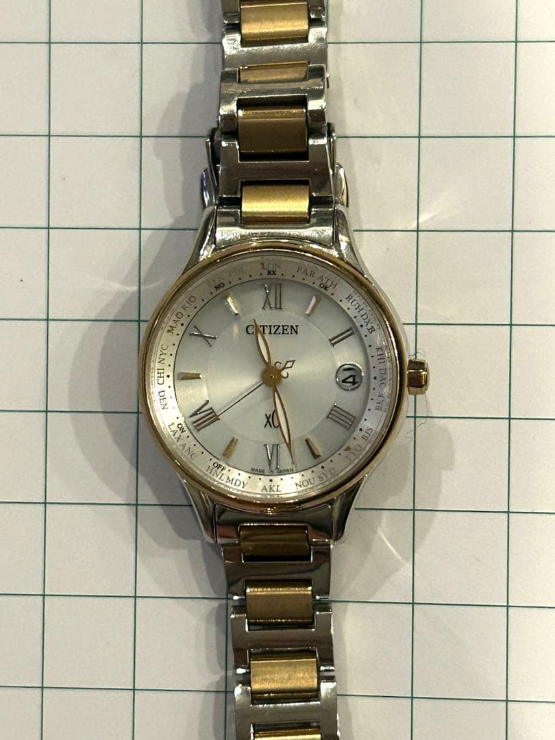 CITIZEN XC クォーツ腕時計 ゴールドレディース エコ・ドライブ電波時計