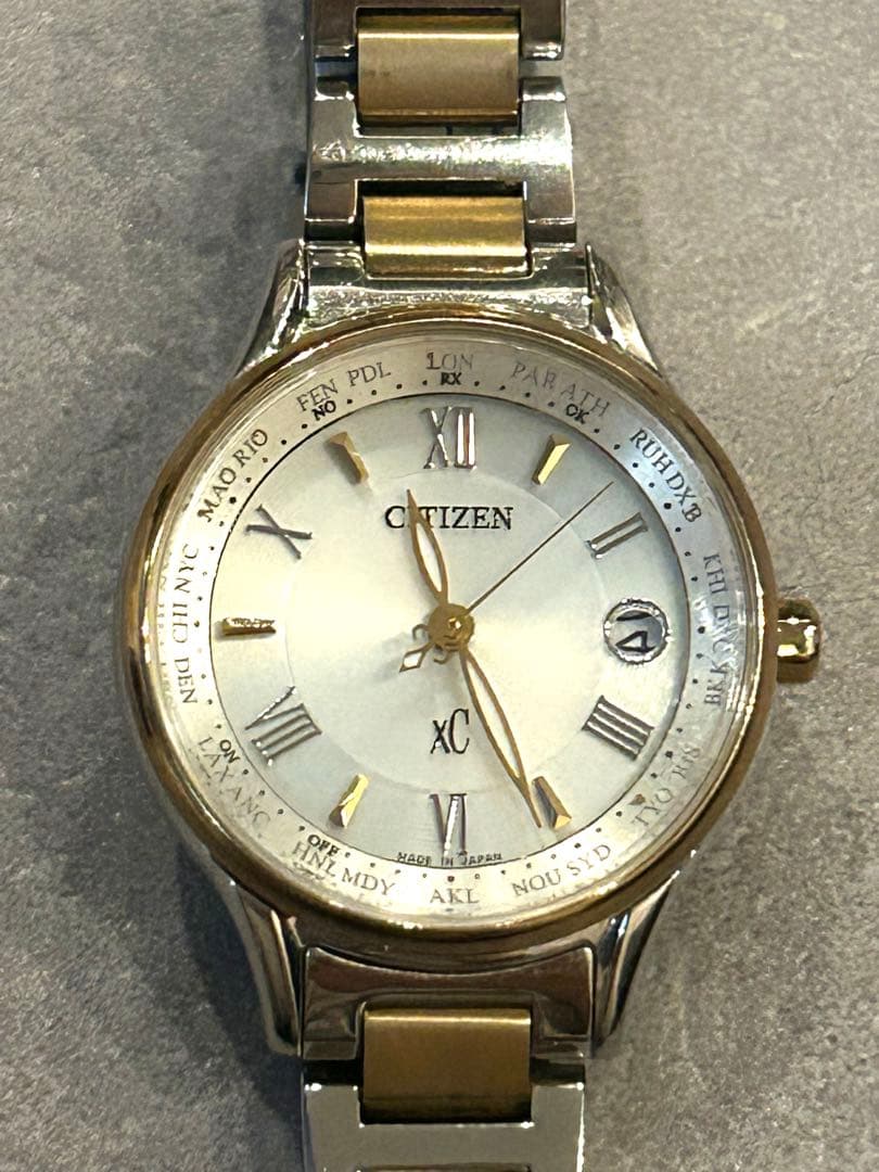 CITIZEN XC クォーツ腕時計 ゴールドレディース エコ・ドライブ電波時計