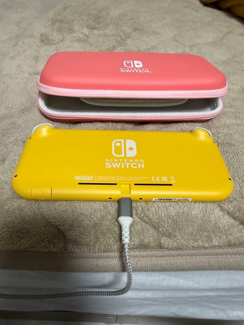 Nintendo Switch Lite イエロー