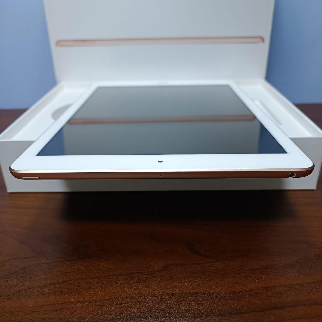 (美品) iPad 9.7 第6世代 WiFi 128GB キーボード付き