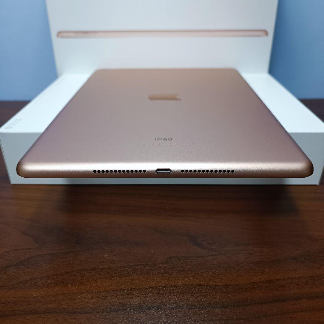 (美品) iPad 9.7 第6世代 WiFi 128GB キーボード付き