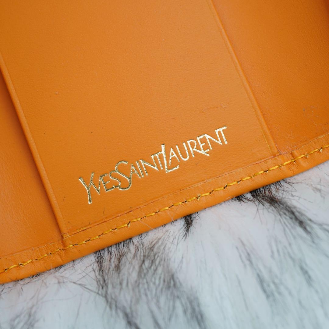 新品未使用品　Yves Saint-Laurent キーケース　オレンジ系　希少
