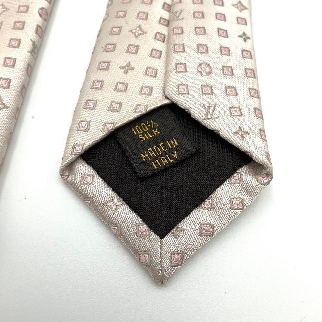 LOUIS VUITTON ヴィトン ネクタイ 白 ピンク モノグラム ドット