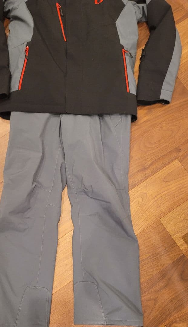 【美品】オンヨネ 上下セット Mサイズ