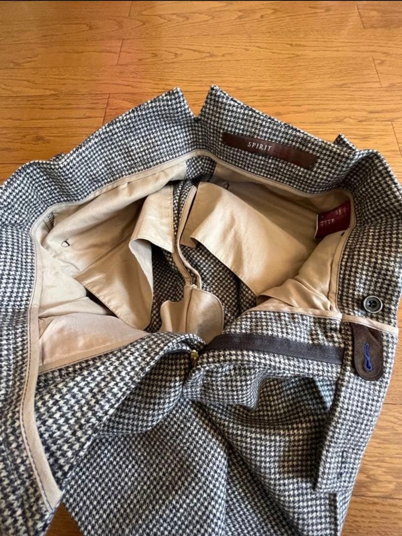 ベルウィッチ　BERWICH ２プリーツ　サイドアジャスターパンツ