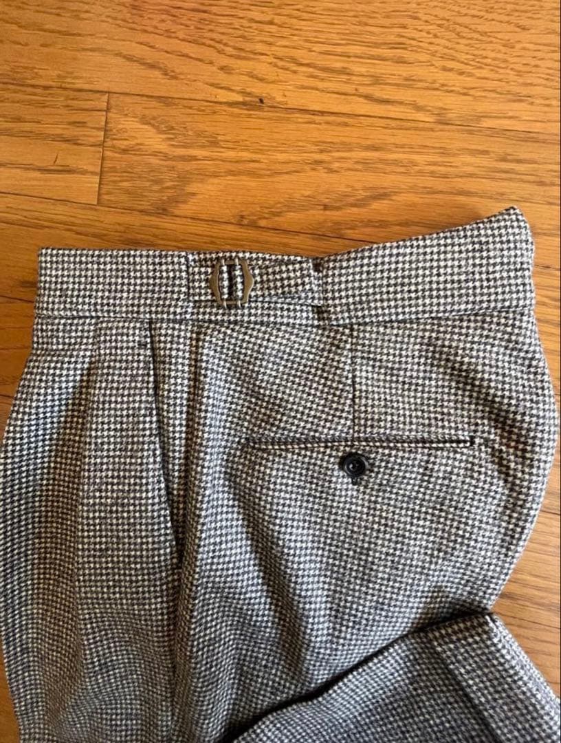 ベルウィッチ　BERWICH ２プリーツ　サイドアジャスターパンツ