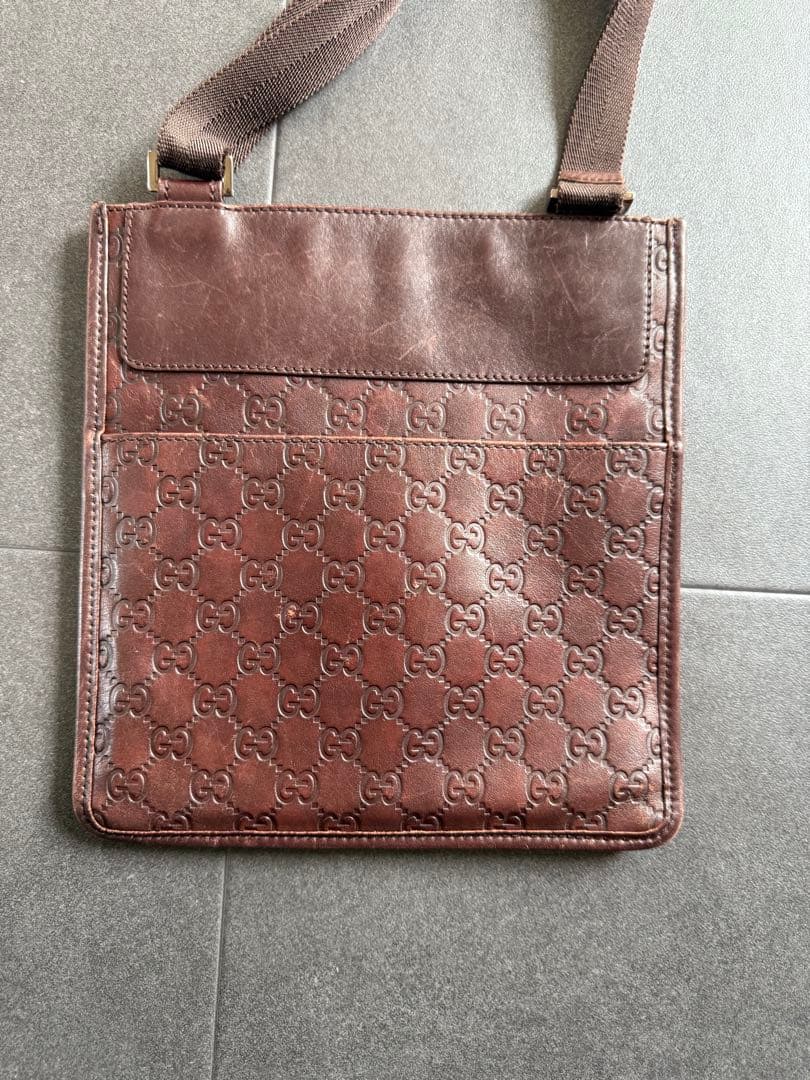 GUCCI ブラウンレザーショルダーバッグ