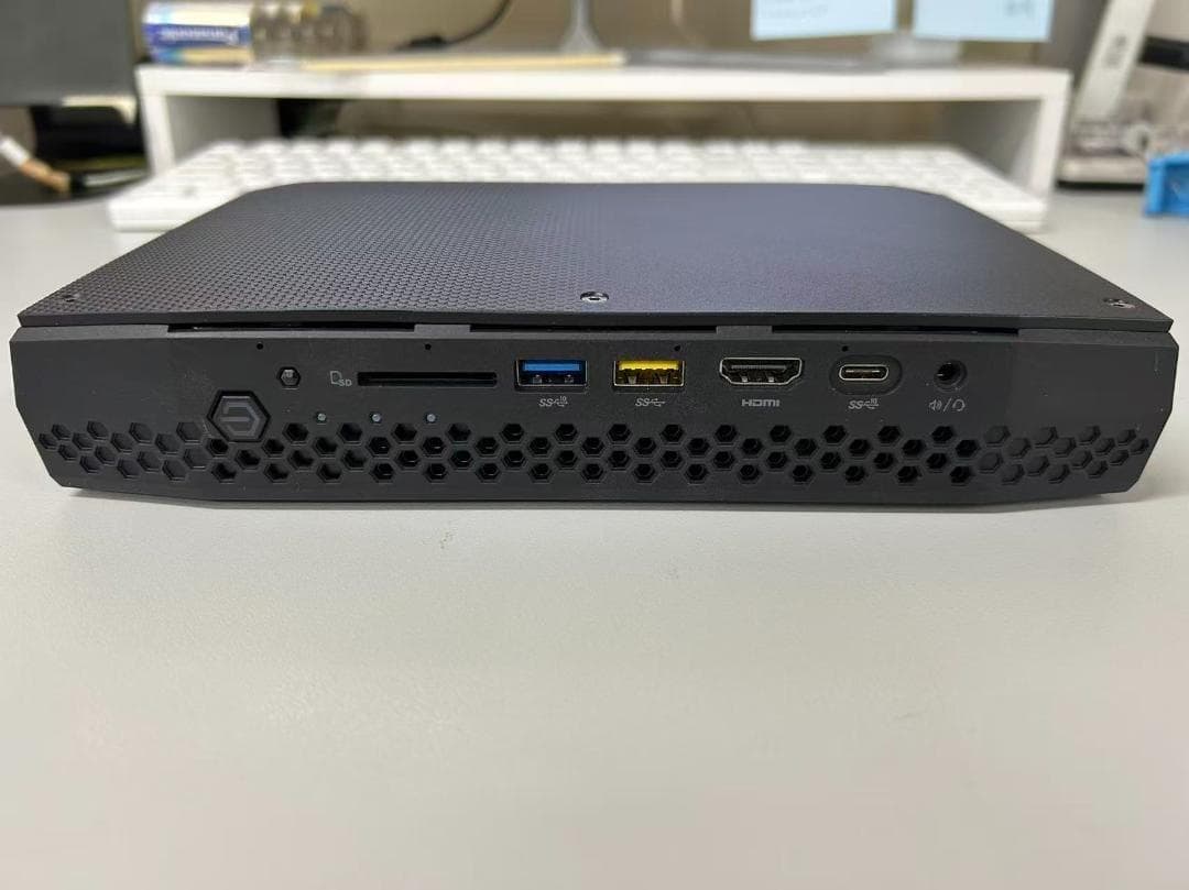 Intel NUC Kit NUC8i7HVK 16GB/SSD512GB 美品