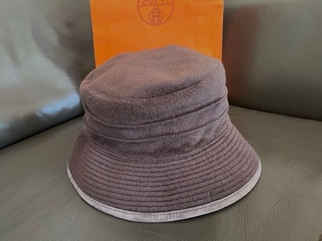 HERMES　エルメスバケットハット　カシミヤ 100 　ブラウン