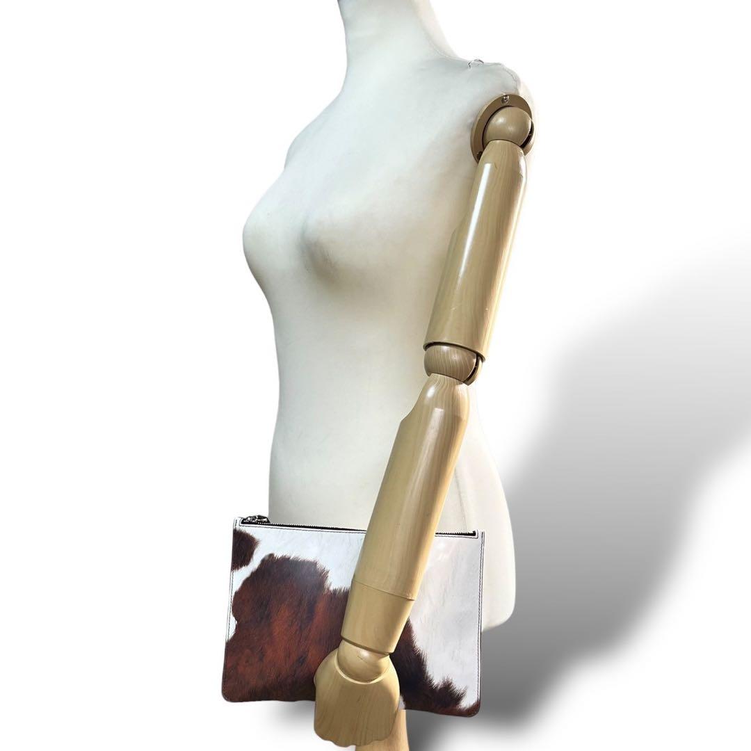 現行 3831 BURBERRY バーバリー クラッチバッグ ハラコ柄 ブラウン