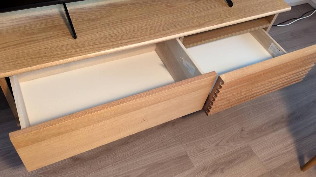 unico SOLK(ソルク)　TVボード W1200