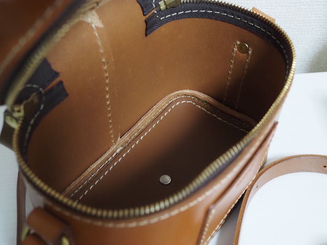 HERZ ヘルツ カメラバッグ ショルダーバッグ