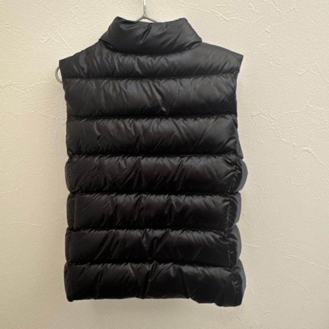 おしゃれキッズに♪モンクレール 130ダウンベスト☆ブラック