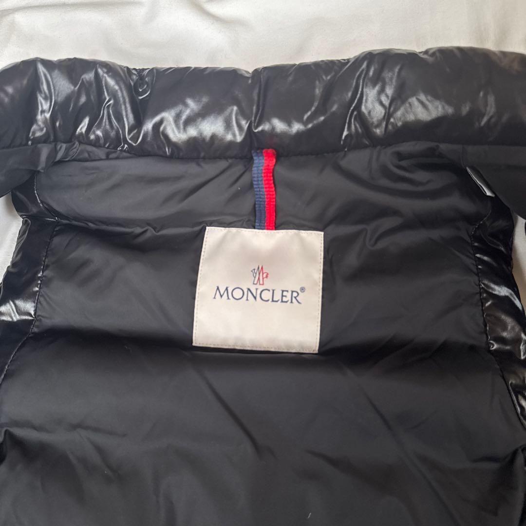 おしゃれキッズに♪モンクレール 130ダウンベスト☆ブラック
