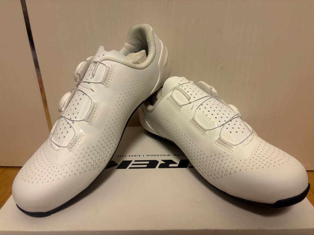 TREK Velocis ビンディングシューズ 40サイズ