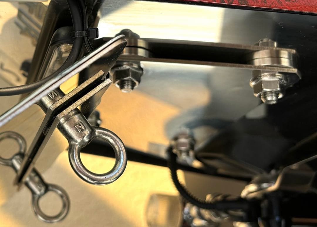 Z900RS用　リヤアンダーカバーポリッシュ　1点