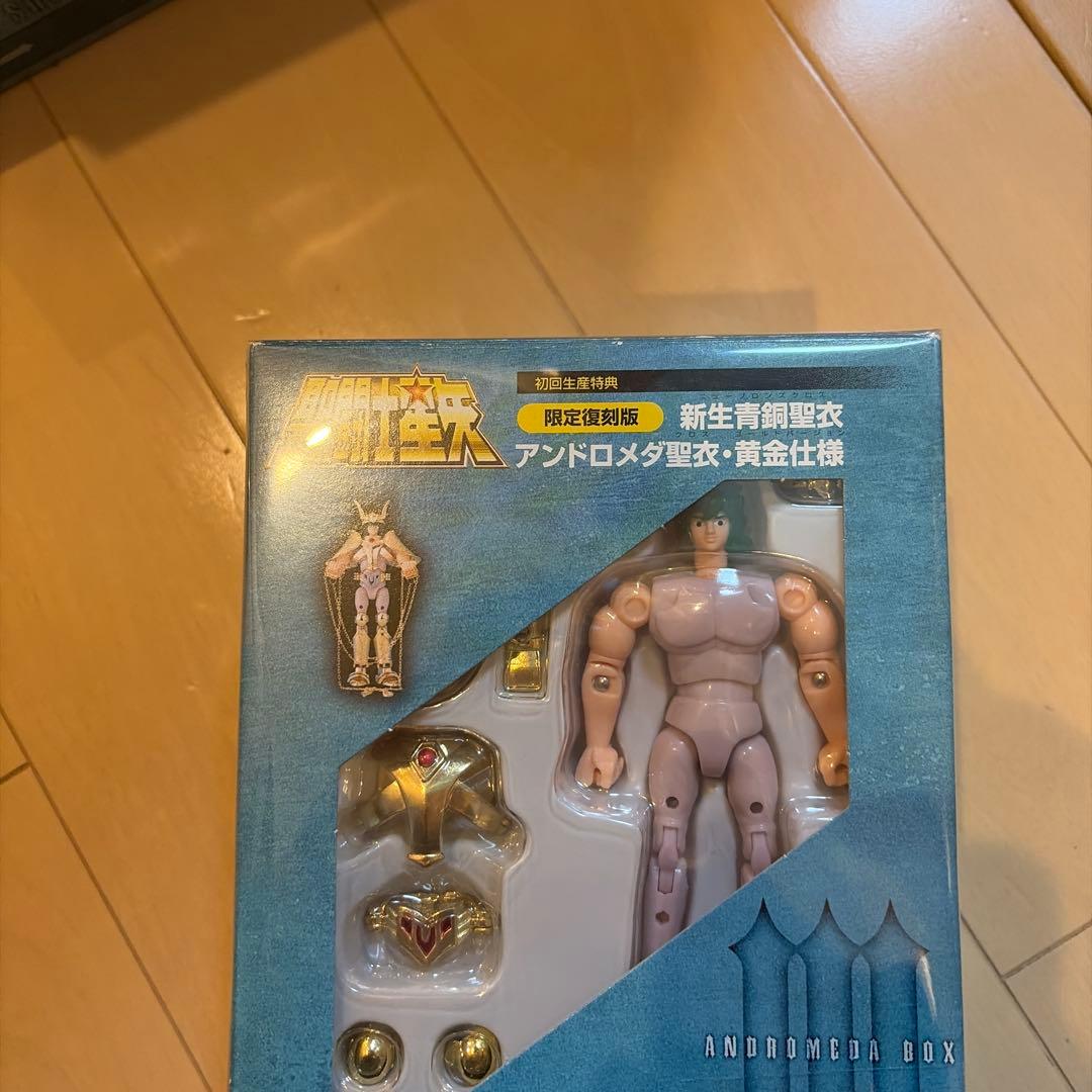 DVD BOX 聖闘士星矢　全5BOX+劇場版 セイントセイヤ　フィギュア付