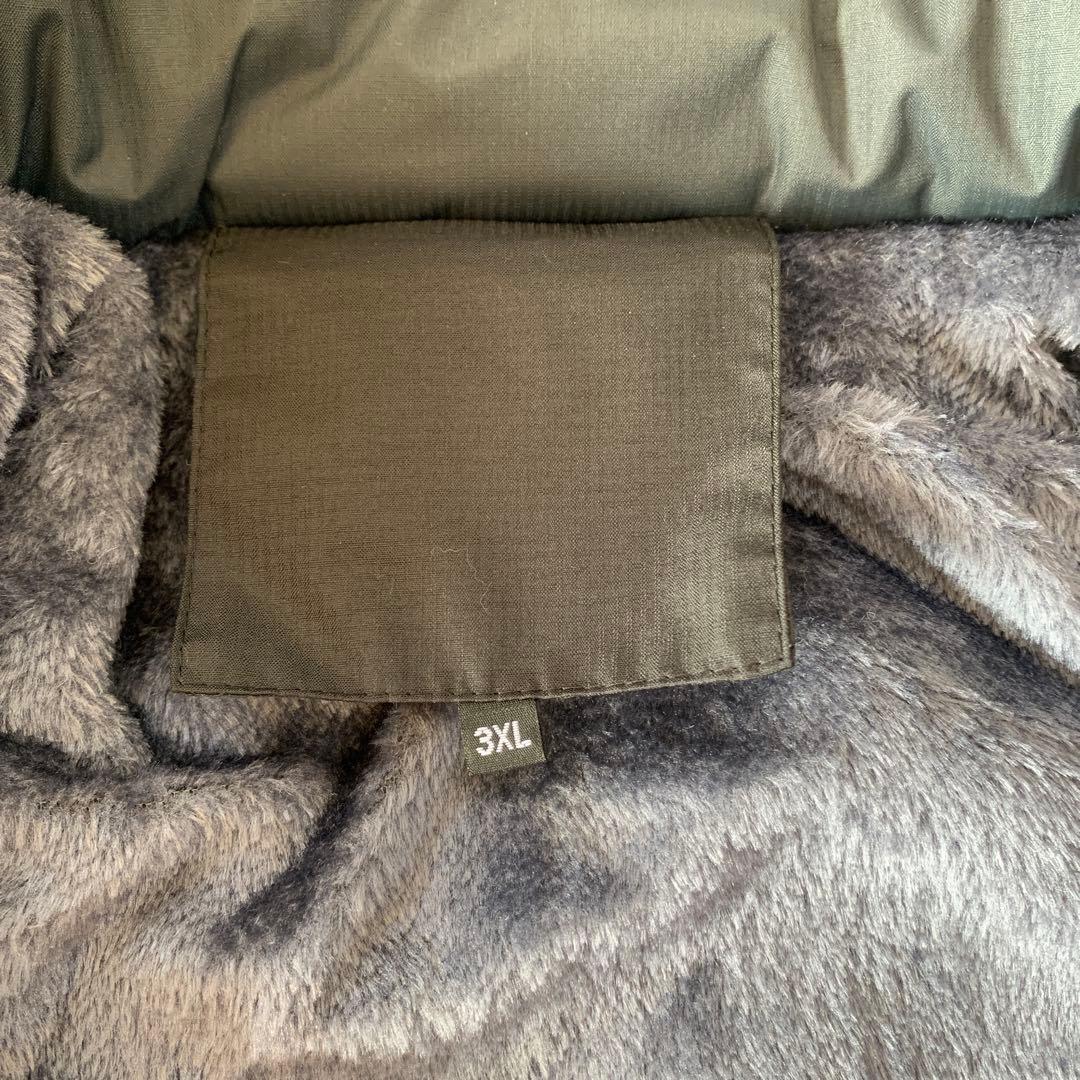 スキーウェア　スノーボードウェア　男性　新品未使用4 L実物サイズ3L程度