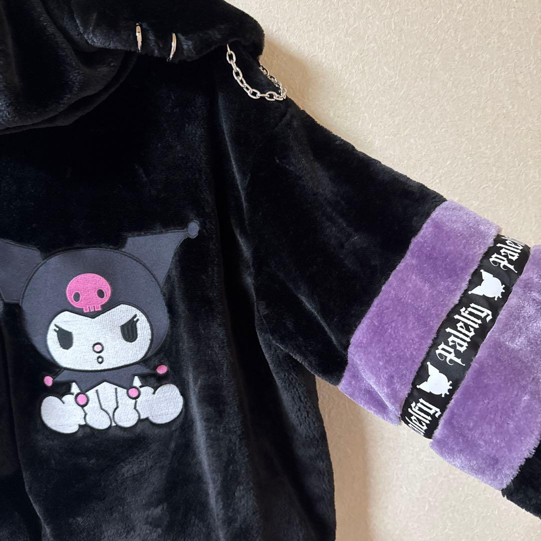 【新品】激レア！クロミ　ボアパーカー　耳付き　ピアス　アウター　モコモコ　刺繍